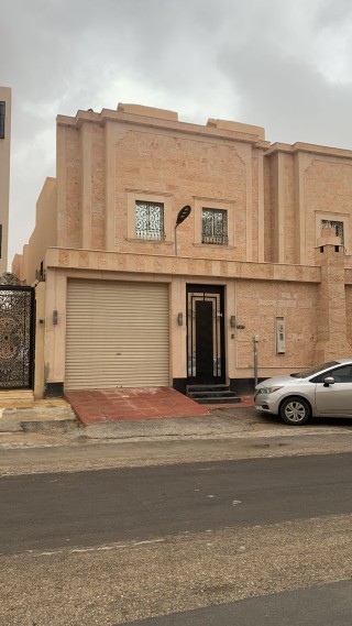 فيلا للبيع حي طويق