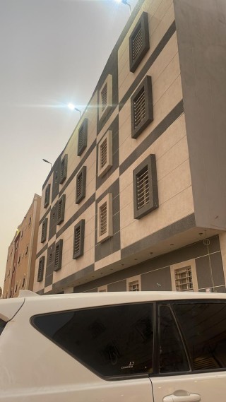 شقه للبيع حي لبن