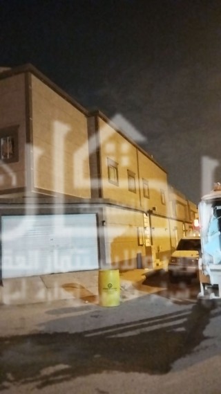 فيلا للبيع حي عكاظ